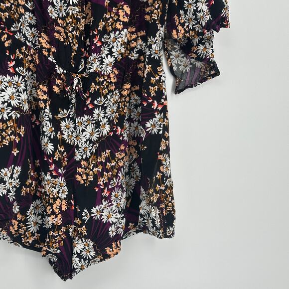 Express Womens Black Floral Romper Size M White Flowers Printed Boho Ruffle Chic - Picture 6 of 13